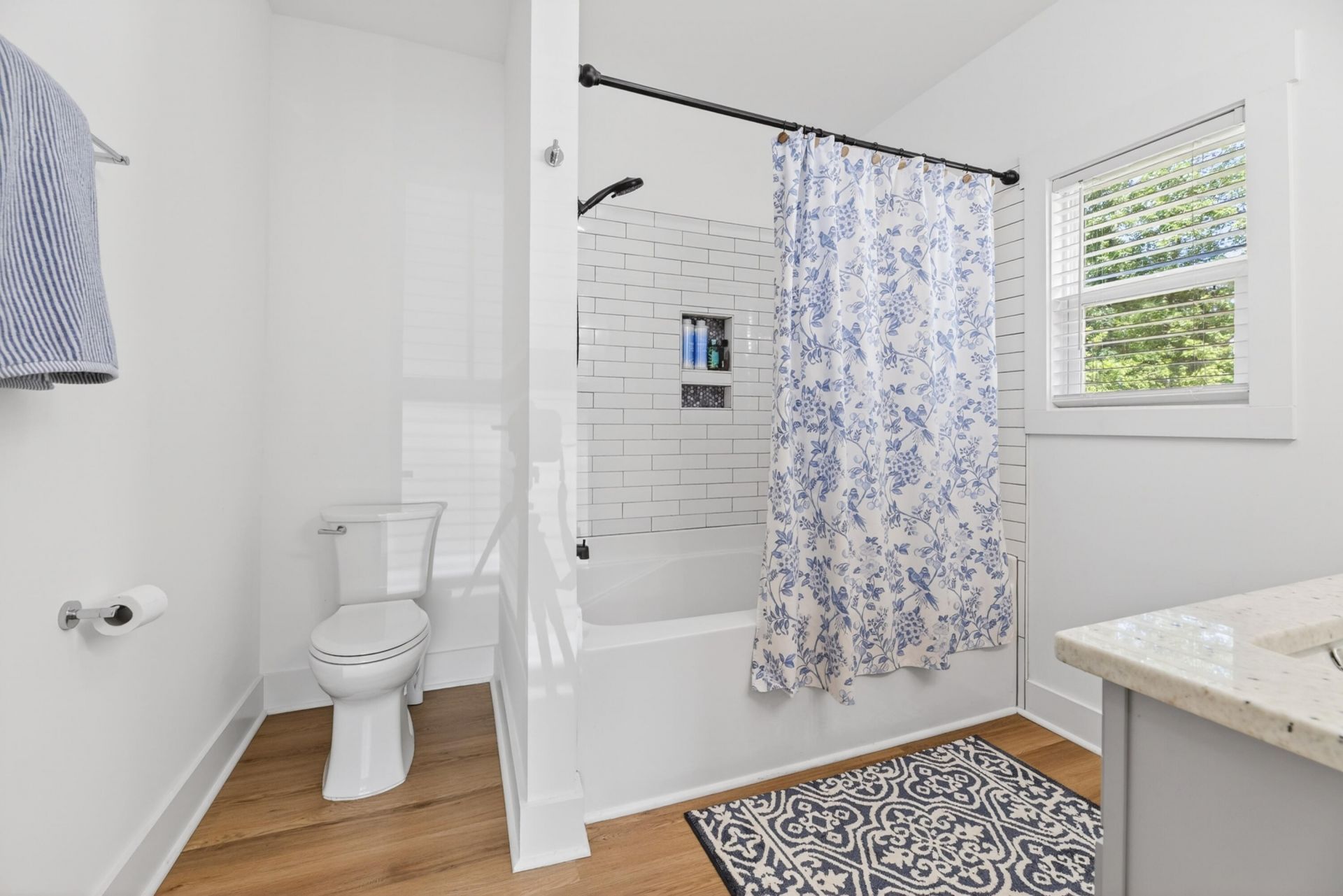 2034 NE Longwood Road Photo 27