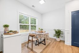 2034 NE Longwood Road photo 4