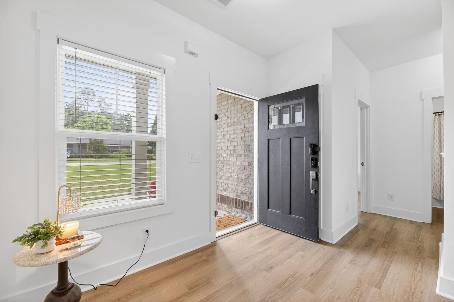 2034 NE Longwood Road Photo 7