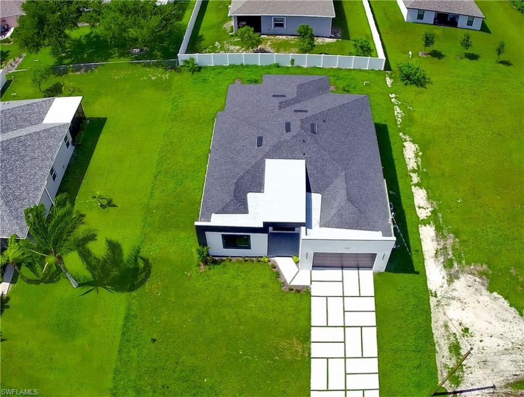 2441 NW 8th Ter, Cape Coral, FL 33993 Photo