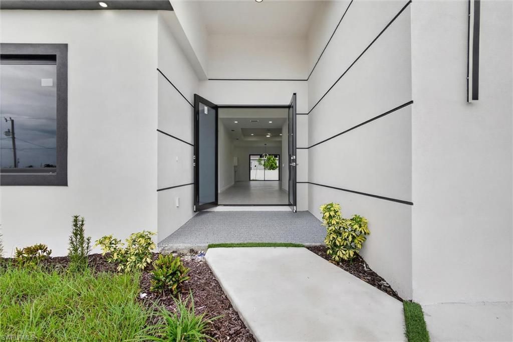 2441 NW 8th Ter, Cape Coral, FL 33993 Photo