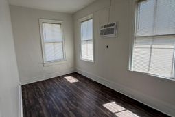 5603 Dobson Street  photo 4