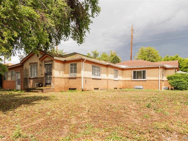 2906 N Colorado Boulevard, Denver, CO 80207