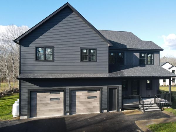 448 Blackstrap Road , Falmouth, ME 04105