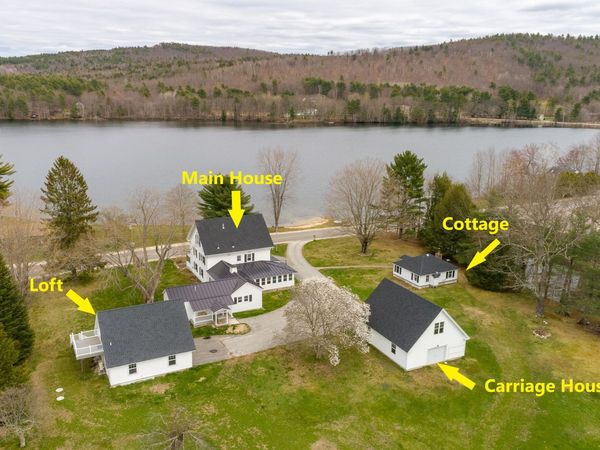 1024 Meadow Road , Casco, ME 04015