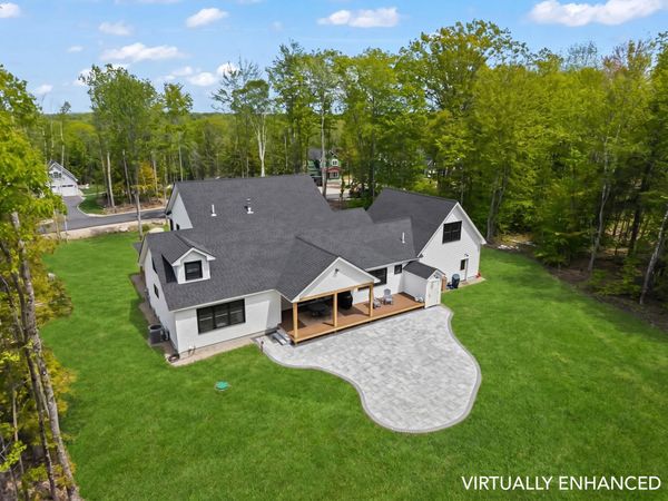 37 County Crossing, Brunswick, ME 04011