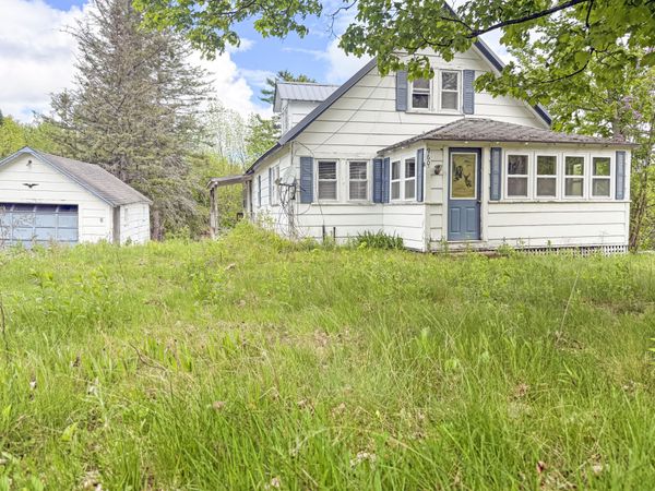 960 Main Street , Wilton, ME 04294
