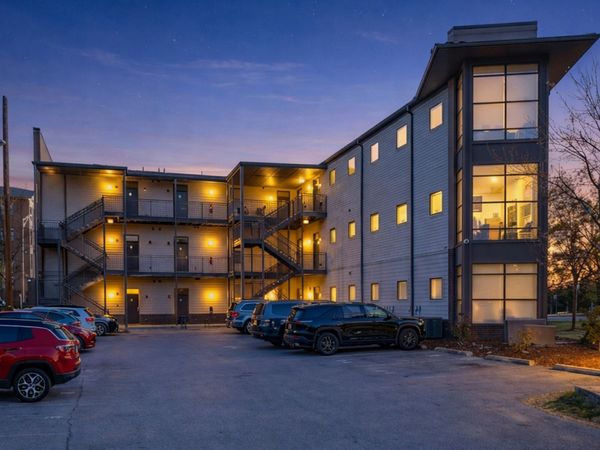 1700 Belcourt Ave , Unit 105, Nashville, TN 37212