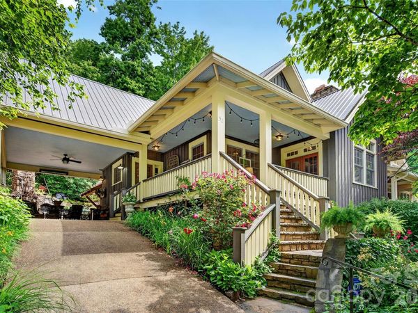 52 Cheshire Drive, Black Mountain, NC 28711