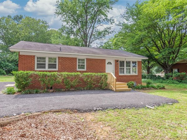 607 N Rocky River Road , Monroe, NC 28110