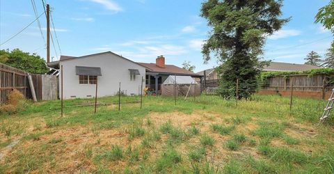738 Costa Dr, Lodi, CA 95240 Photo