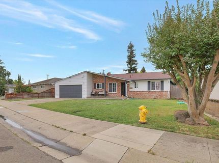 738 Costa Dr, Lodi, CA 95240 Photo