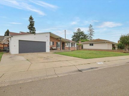 738 Costa Dr, Lodi, CA 95240 Photo
