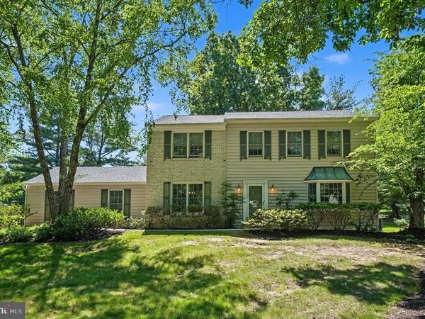 1070 SHEPARD DRIVE, BLUE BELL, PA 19422