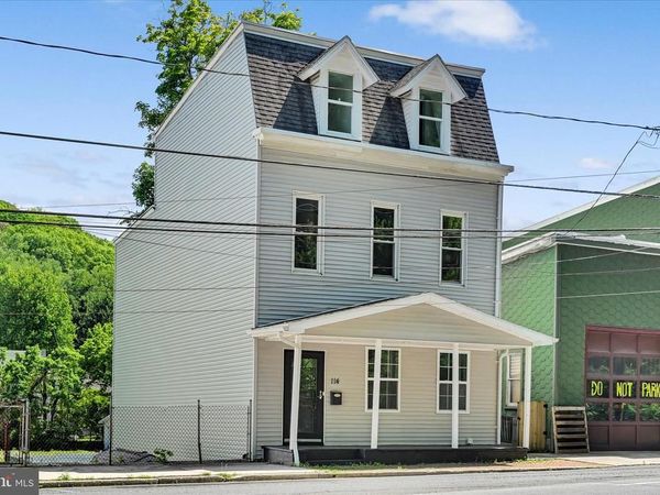114 E MAIN STREET , TREMONT, PA 17981
