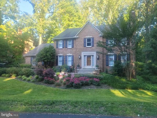 1097 OLD CEDAR ROAD, MCLEAN, VA 22102