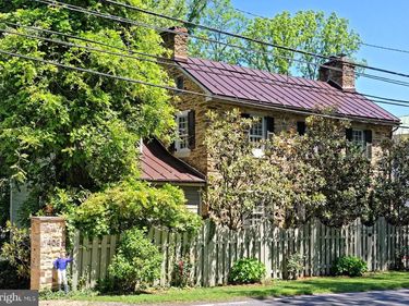 406 E WASHINGTON STREET , MIDDLEBURG, VA 20117