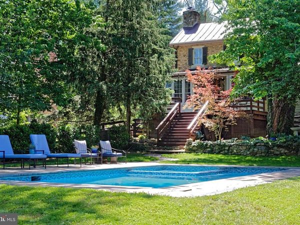 406 E WASHINGTON STREET, MIDDLEBURG, VA 20117
