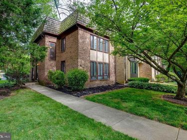 10301 CHERRY VIEW COURT , OAKTON, VA 22124