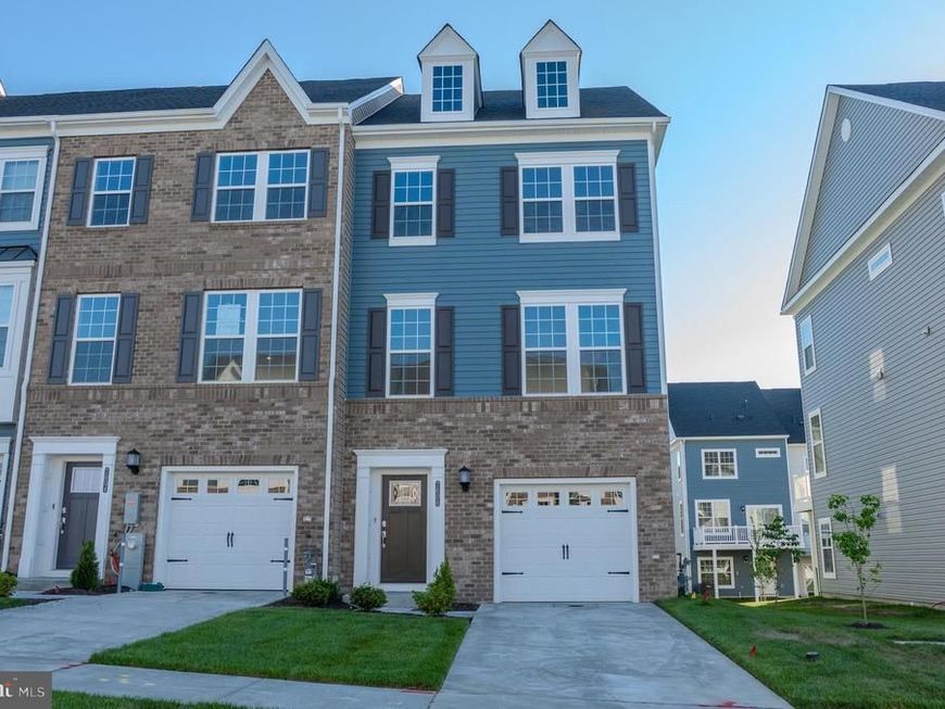 7606 River Reach Rd , Windsor Mill, MD 21244 Main Photo