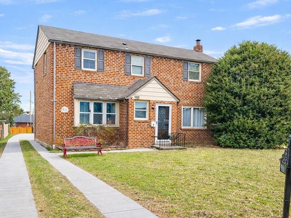 901 COOKE LANE , NORRISTOWN, PA 19401