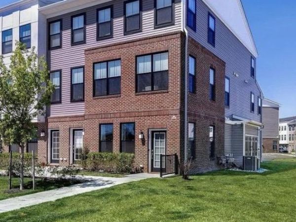 201 LEWIS FISHER DRIVE, TITUSVILLE, NJ 08560