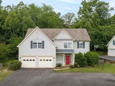 560 ROLLING VALLEY CT , CHARLOTTESVILLE, VA 22902