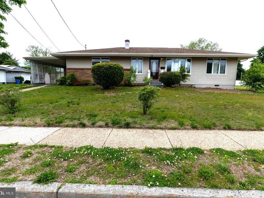 7 Lansdowne Road, Burlington, NJ 08016 Main Photo
