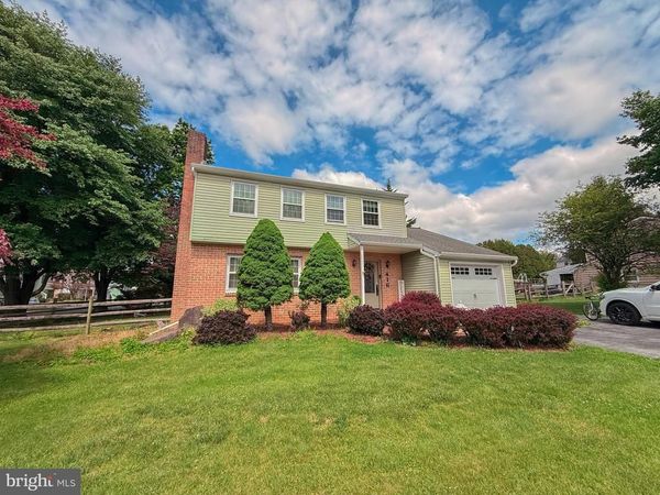 416 N WALNUT STREET , WERNERSVILLE, PA 19565