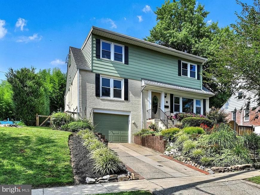 17 E Park Road, Reading, PA 19609 Main Photo