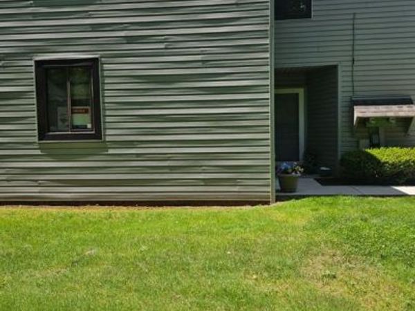 55-7 HOLLY DRIVE, READING, PA 19606