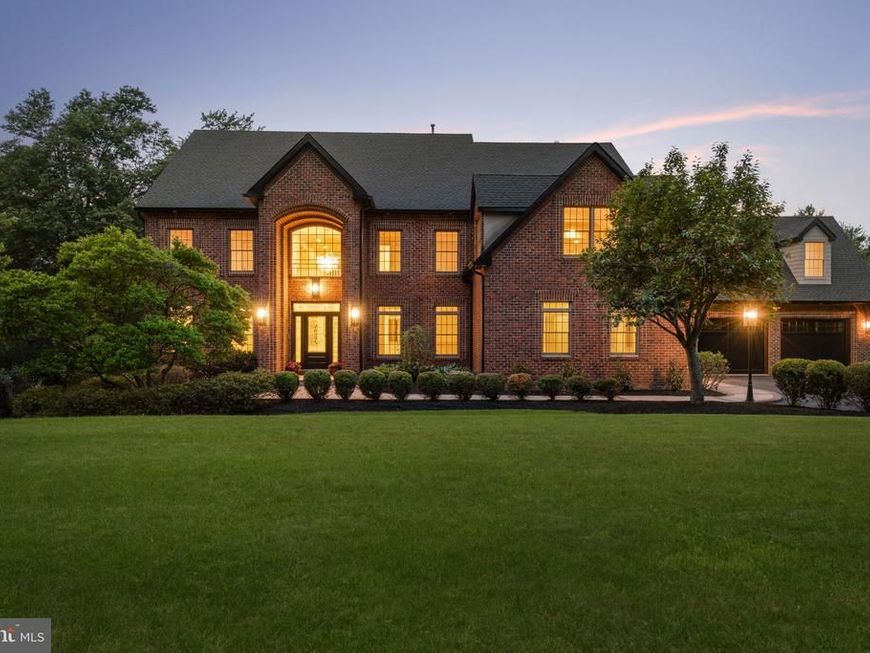 102 Pickwick Drive, Doylestown, PA 18901 Main Photo