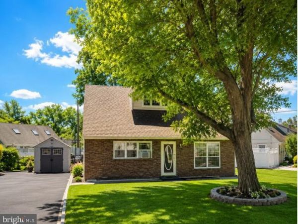 587 ARBOR ROAD , MORRISVILLE, PA 19067