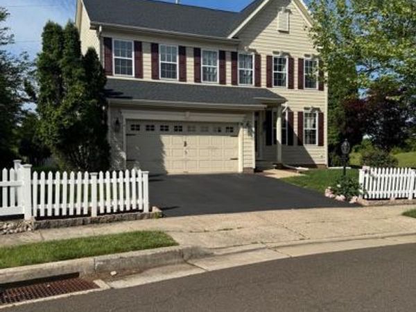 4 HARTFELD ROAD , NEWTOWN, PA 18940