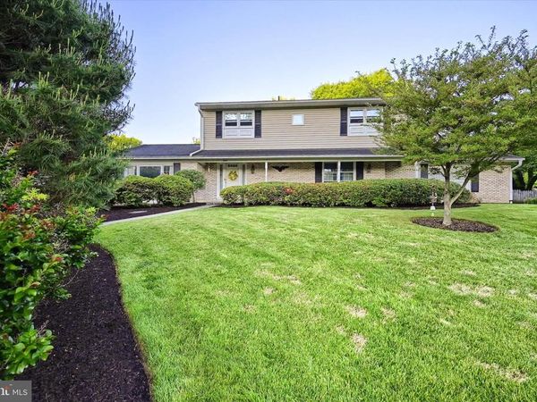 309 CANDLE LIGHT DRIVE, CAMP HILL, PA 17011