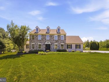 205 MAPLEWOOD DRIVE, PHOENIXVILLE, PA 19460
