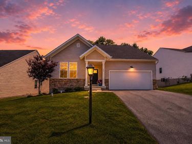 22 HERON LANE, COATESVILLE, PA 19320