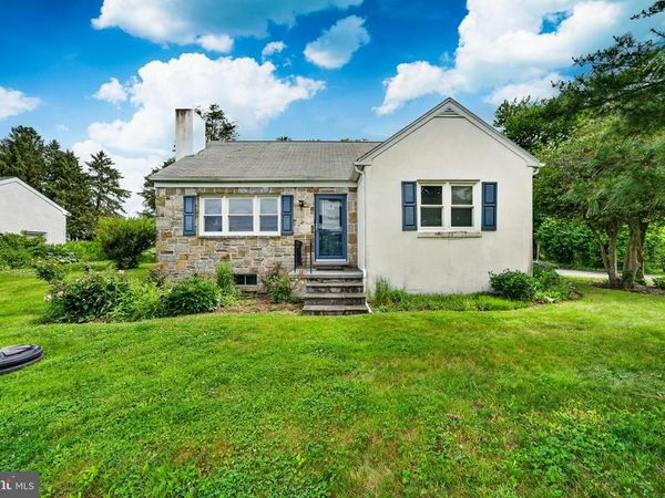 3025 STRASBURG ROAD , COATESVILLE, PA 19320