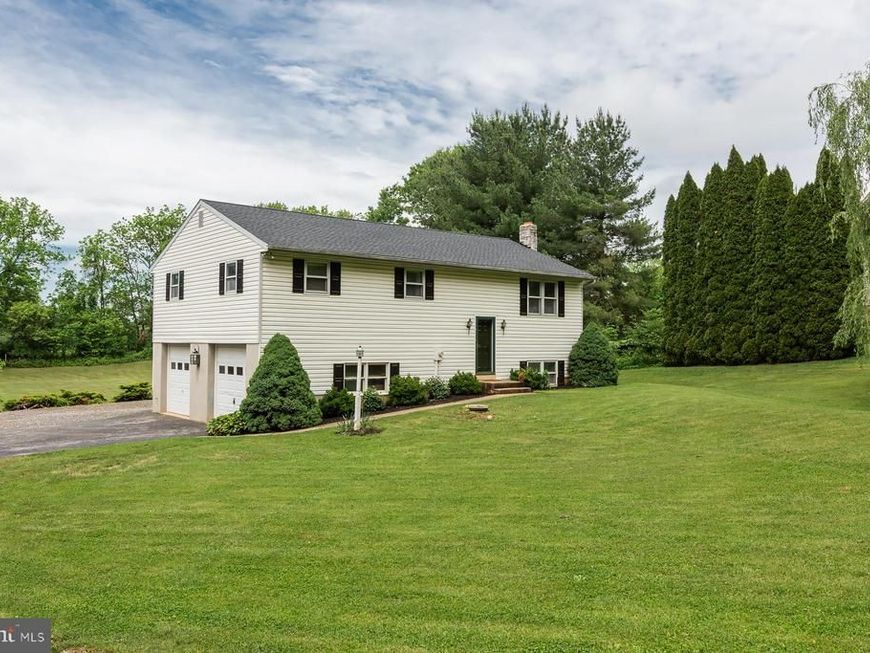 3 Apache Lane, Willow Street, PA 17584 Main Photo