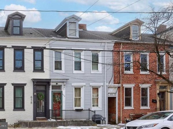 656 WALNUT STREET, COLUMBIA, PA 17512