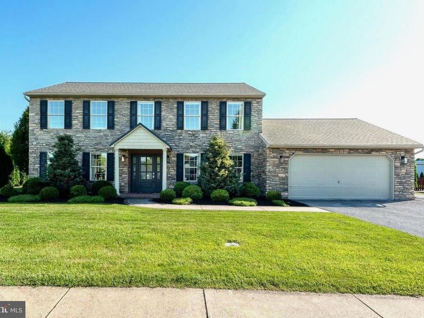 515 High Point Drive, Denver, PA 17517 Main Photo