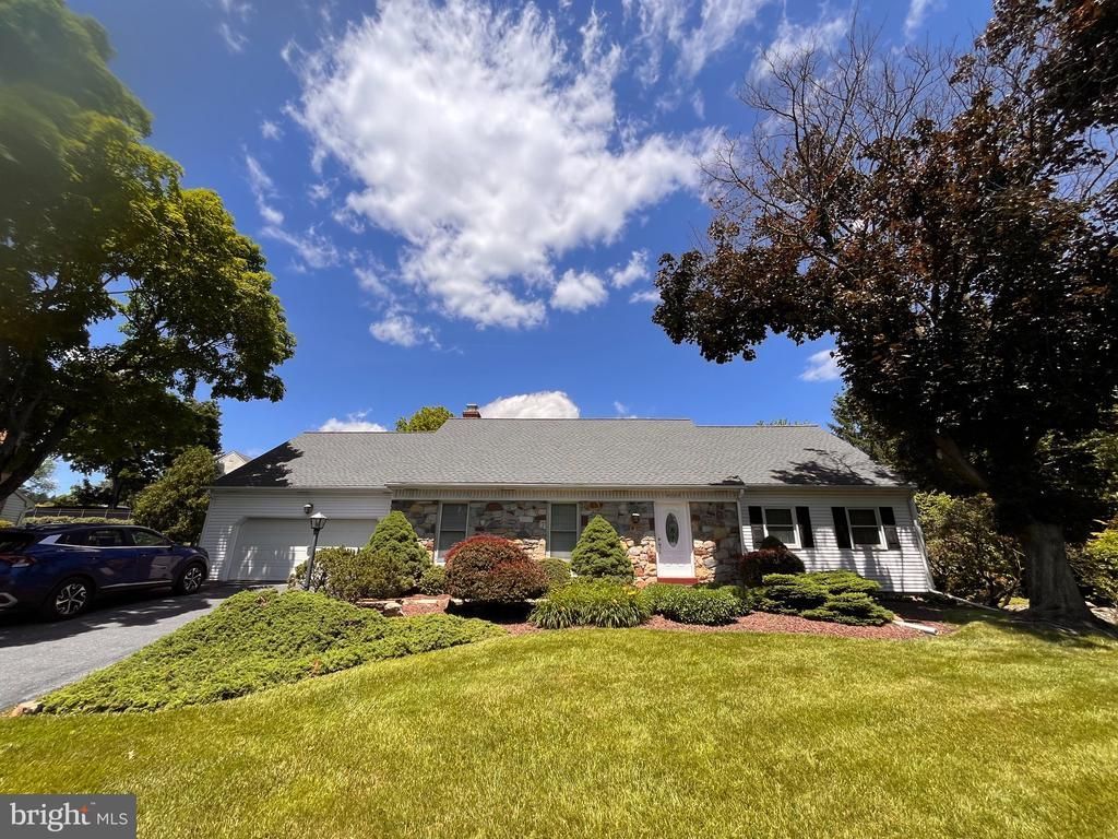 4053 WEDGEWOOD ROAD, ALLENTOWN, PA 18104