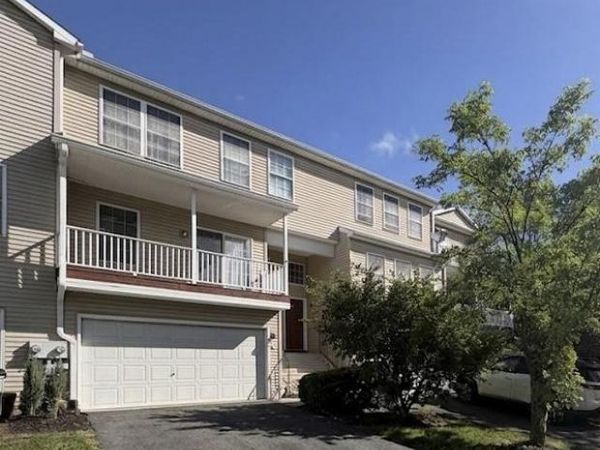 102 WOODSIDE COURT, ANNVILLE, PA 17003