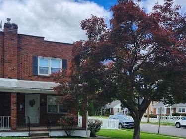 927 HAMILTON STREET, NORRISTOWN, PA 19401