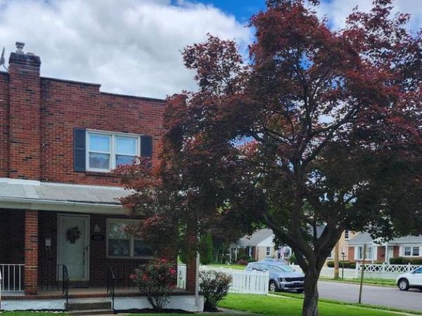 927 HAMILTON STREET , NORRISTOWN, PA 19401