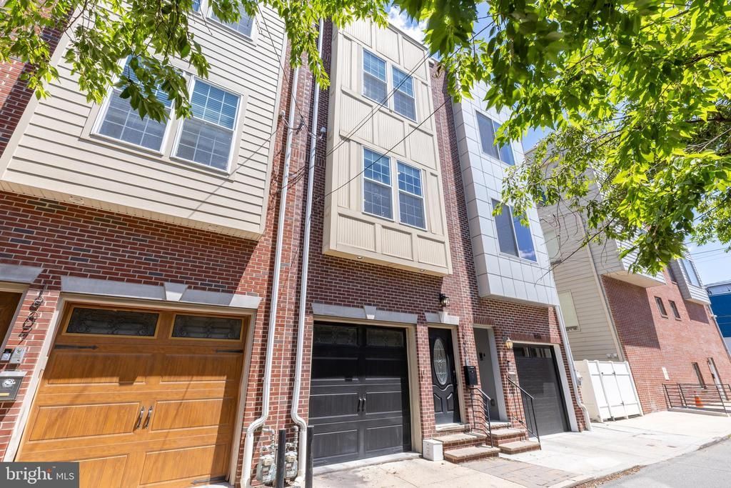 1905 League Street, Philadelphia, PA 19146 Main Photo