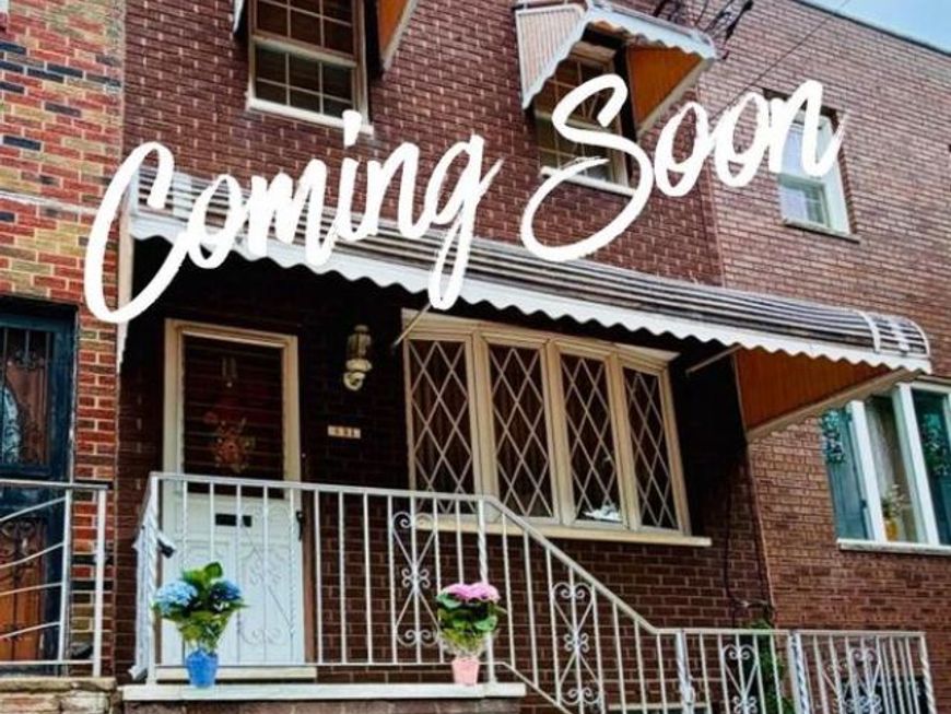 831 Moore Street, Philadelphia, PA 19148 Main Photo