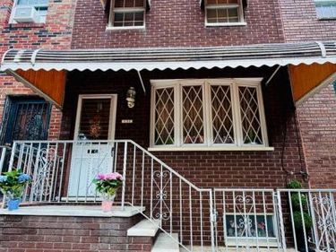 831 MOORE STREET, PHILADELPHIA, PA 19148