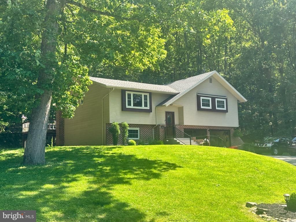2226 Tonto Cove , Auburn, PA 17922 Main Photo