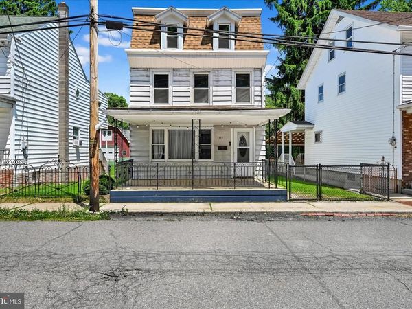 221 S DELAWARE AVENUE , MINERSVILLE, PA 17954